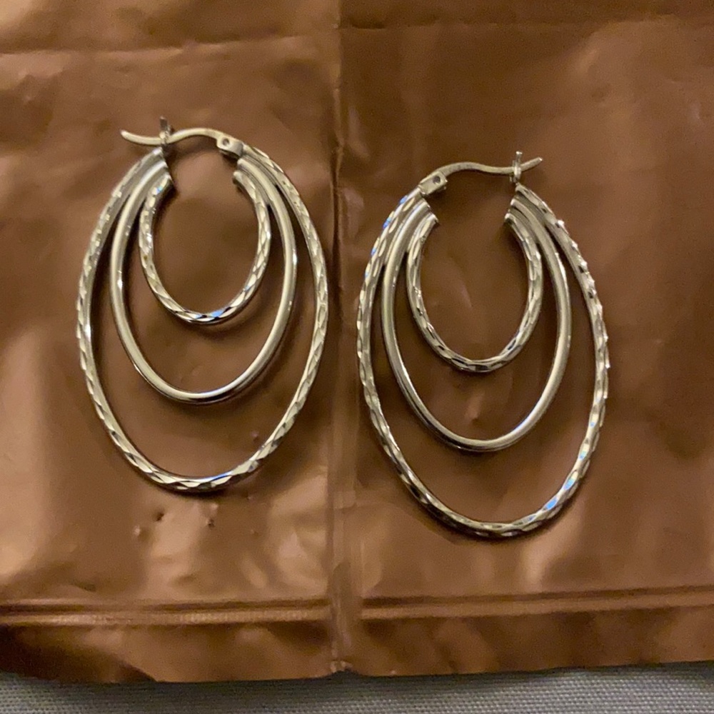 JC 925 Earrings